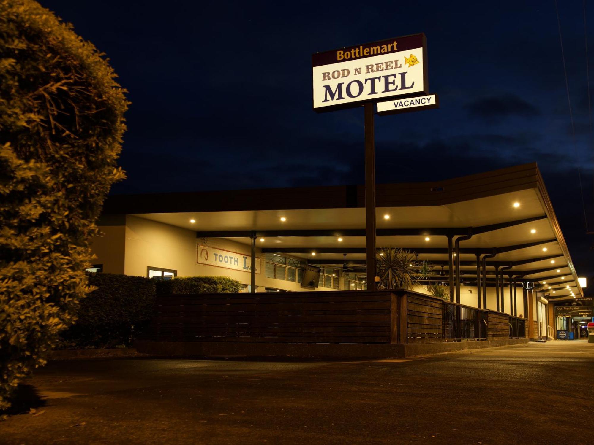 Rod 'N' Reel Hotel Motel Woodburn Bagian luar foto